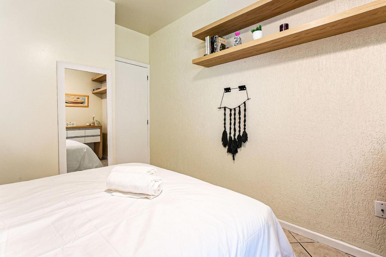 Apto Com Sacada E Churrasq 260M Praia Brava Coi302 Florianópolis Екстериор снимка